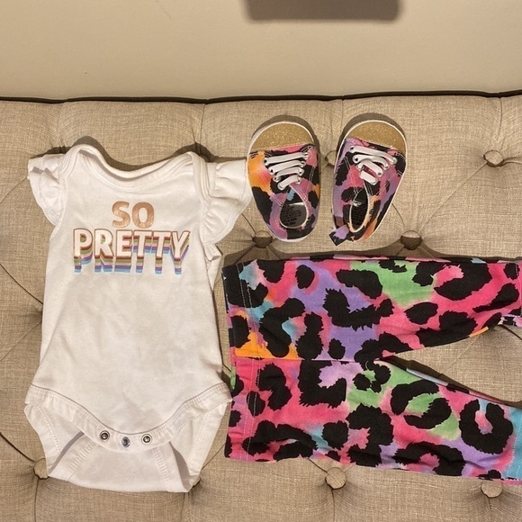 Weeplay Baby 3 Piece Set with Shoes Size 3/6M - Picture 2 of 10